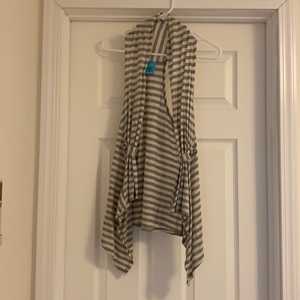 Open sweater vest